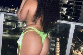 Thick 🍑 😍🥰 SPECIALS✨ FaceTime ... - Image 1