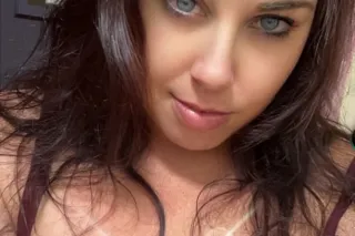 🫦👅🍑🍆WELCOME TO PHAT ASS FRIDAY... - Image 4