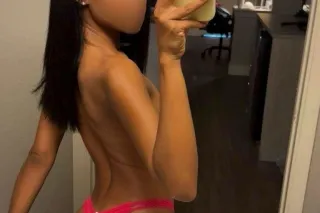 Skinny Colombian girl 💞🌸💞Slim and petite💞🌸💞all natural body💞🌸💞 - Image 5