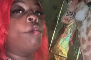 fie head and tight pussy - Image 1