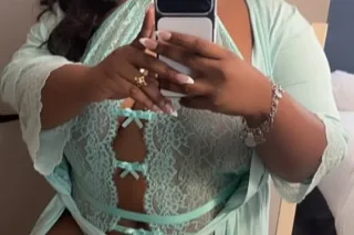 PUDDIN 🍯 | Soft • Thick • Relaxing | incall or outcall available! Come make me Squirt 😩💦 - Image 4