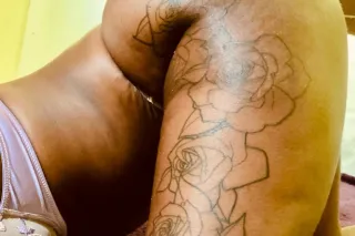 Favorite Freak Available Now 😉‼ - Image 1